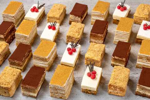 Cет пирожных &quot;Нежный&quot;, 40 шт.