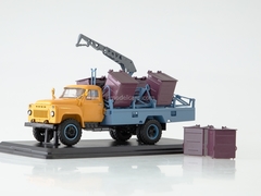 GAZ-53 M-30 Container garbage truck early yellow-blue 1:43 Start Scale Models (SSM)