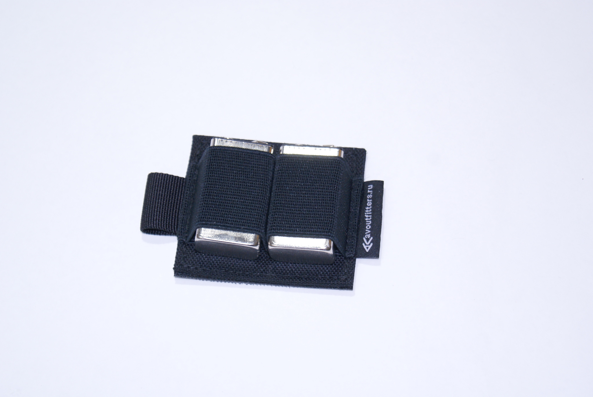 Холдер для аккумуляторов на 2 аккумулятора (C/КРОНА) на контактной ленте (велкро)