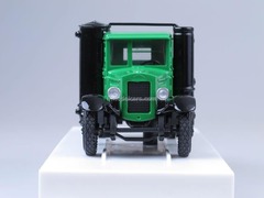 ZIS-21 gas generator green LOMO-AVM 1:43