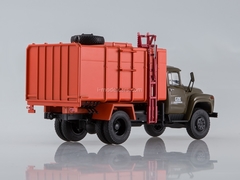 ZIL-130 KO-413 garbage truck late design radiator khaki-orange 1:43 AutoHistory