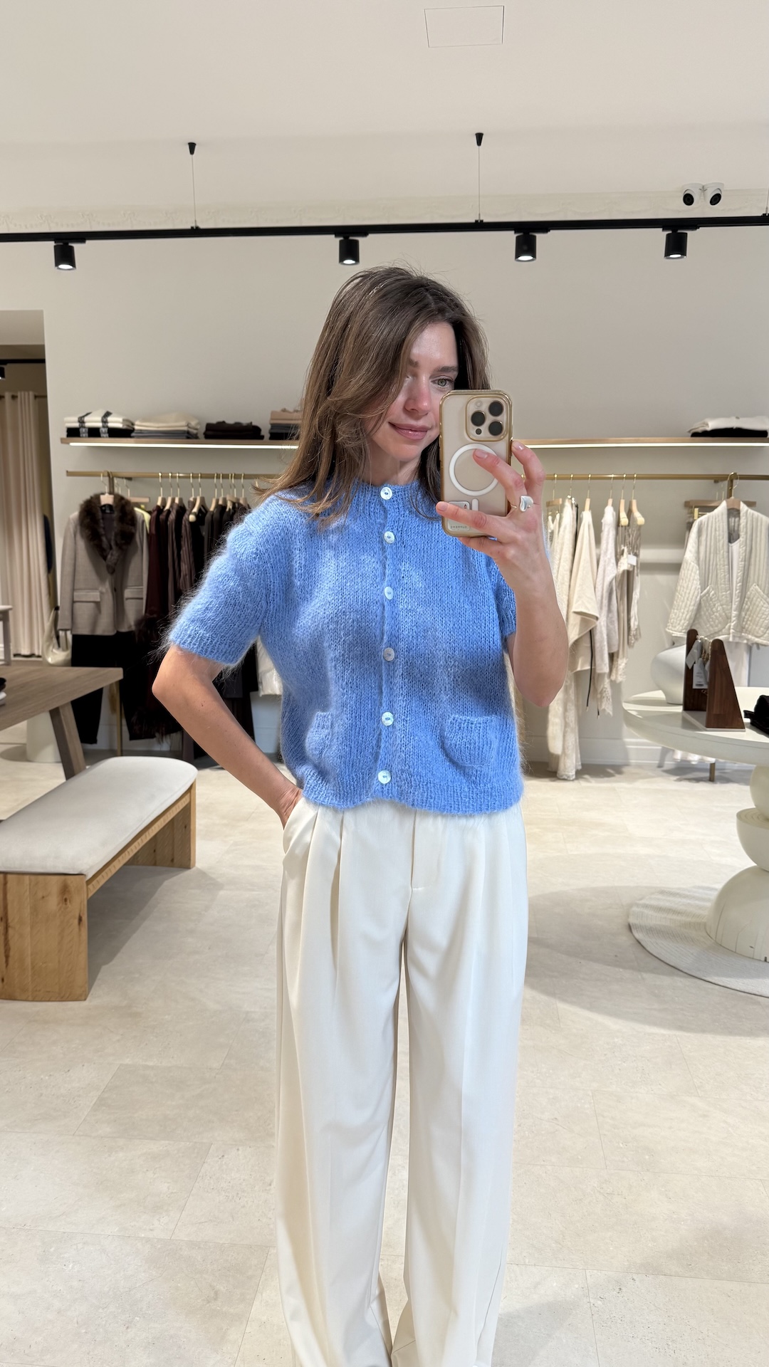 Укороченный кардиган ручной вязки