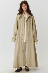 Объемный плащ из серо-зеленого льна