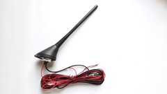 АНТЕННА АВТОМОБИЛЬНАЯ ВРЕЗНАЯ АКТИВНАЯ Триада-ВА-66/antenna.ru