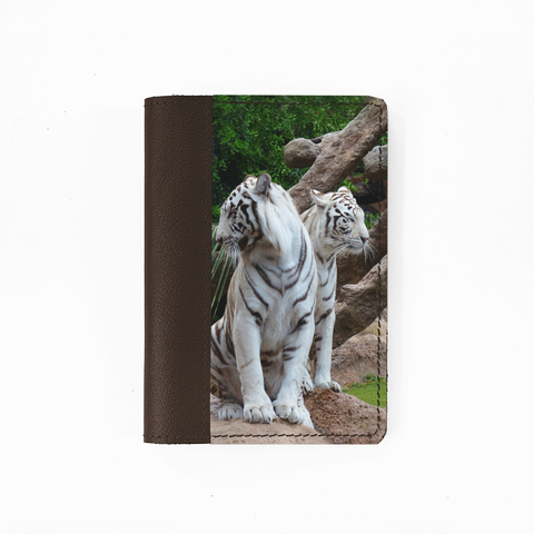 Обложка на паспорт комбинированная "Белые тигры", шоколад белая вставка