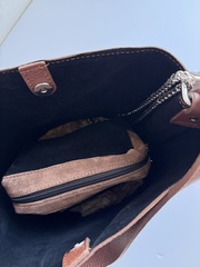 Handbag (Сумка на руку)