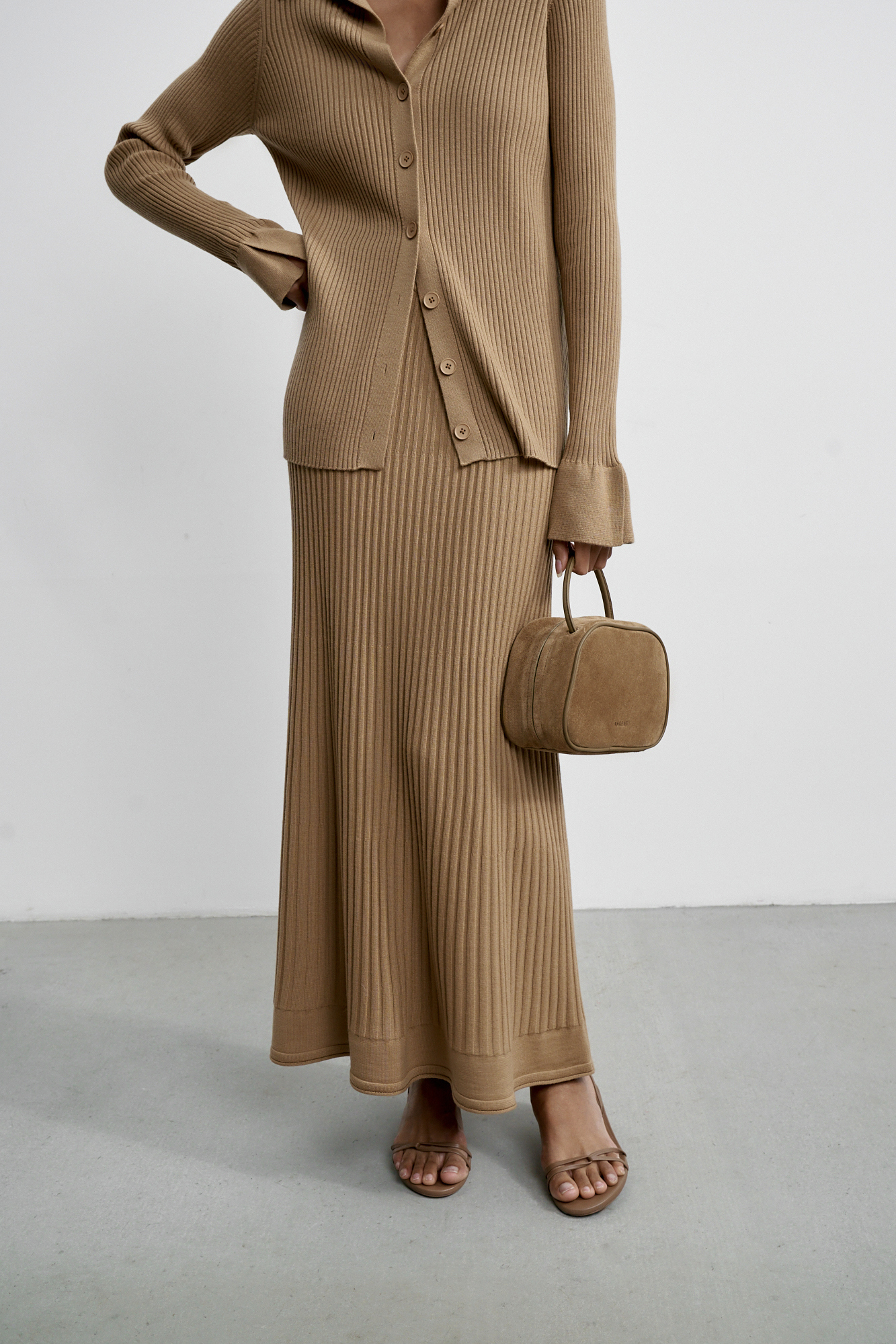 Жетілген жезөкшелер: нақты фотосуреттер мен телефон нөмірлері, Lipetsk.com Краснодардағы жезөкшелердің жеке порно видеолары