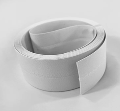 Уголок ПВХ универсальный Белый (RL-110) 20х20х3000 мм