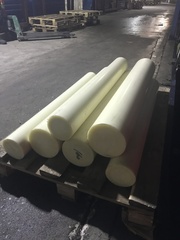 Капролон стеклонаполненный 180 мм