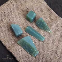 Нефрит галтовка. Тёмная морская волна.