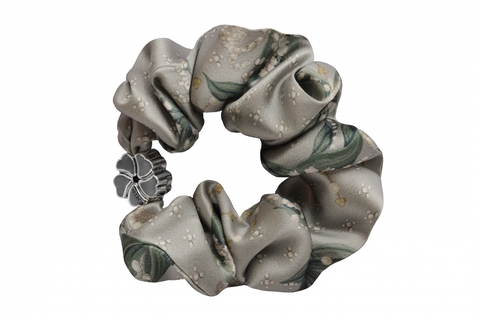 Шелковая резинка для волос Mollen Ландыши светло-серая