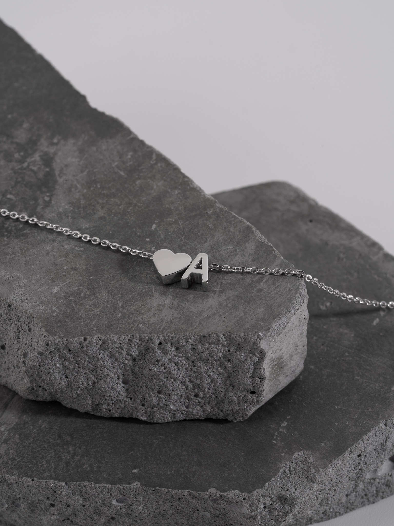 Колье Буква А с сердцем
