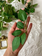 Лиана с Розами, 21 голова на лиане, Розовые розы, длина одной лианы 1,75 м, набор 1 шт.