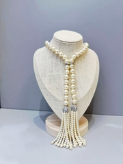 kole-sotuar-iz-zhemchuga-s-podveskami-kistochkami