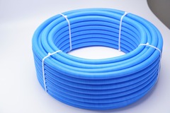 Труба металлопластиковая  RIIFO Omni PE-Xb/AL/PE-Xb в синем кожухе PE-HD 34/30 26x3,0 бухта 50 м белая