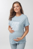 Футболка для беременных 18116 голубой принт Моне белый