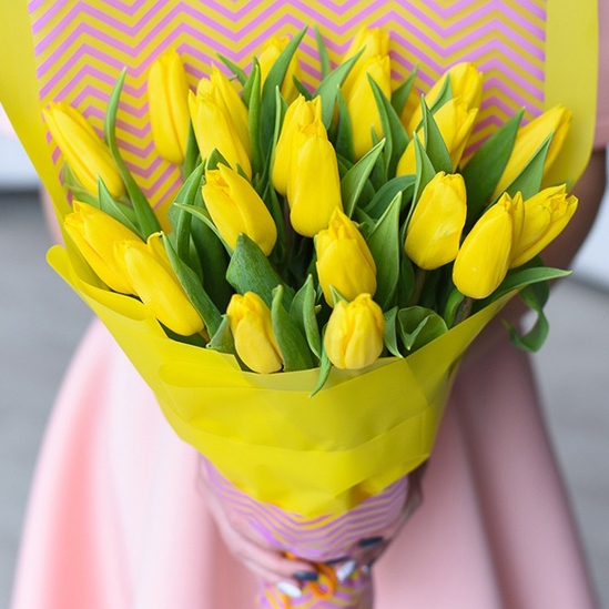 Купить букет 21 желтый тюльпан в Перми