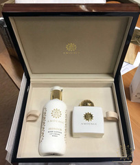 Amouage Honour woman Lady