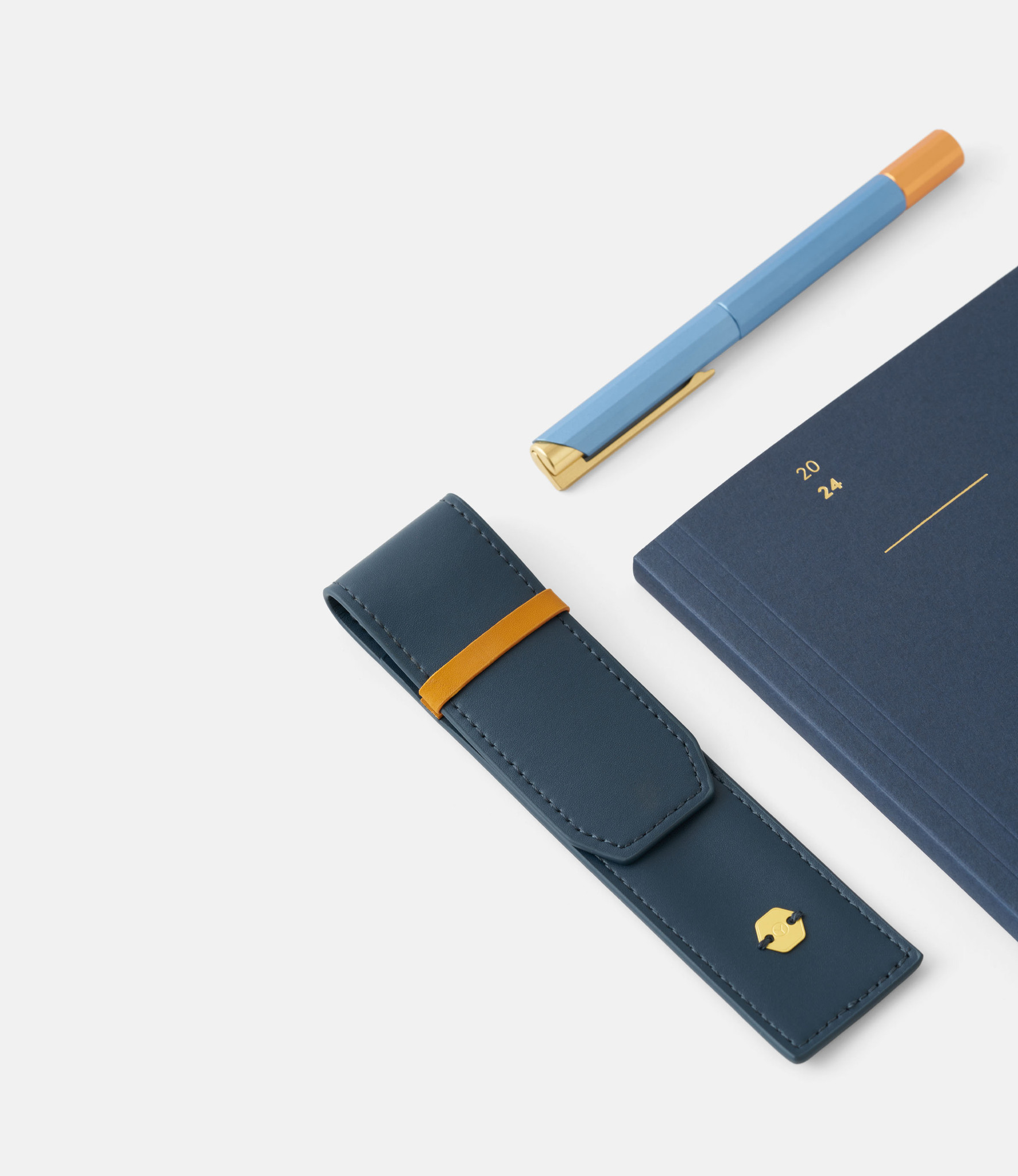 Mark+Fold Diary Navy — планер на 2024 год