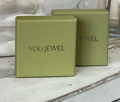 Подарочная коробка