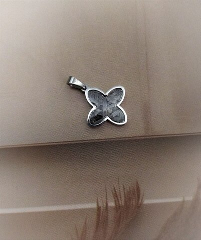 Кулон из метеорита Алетай 