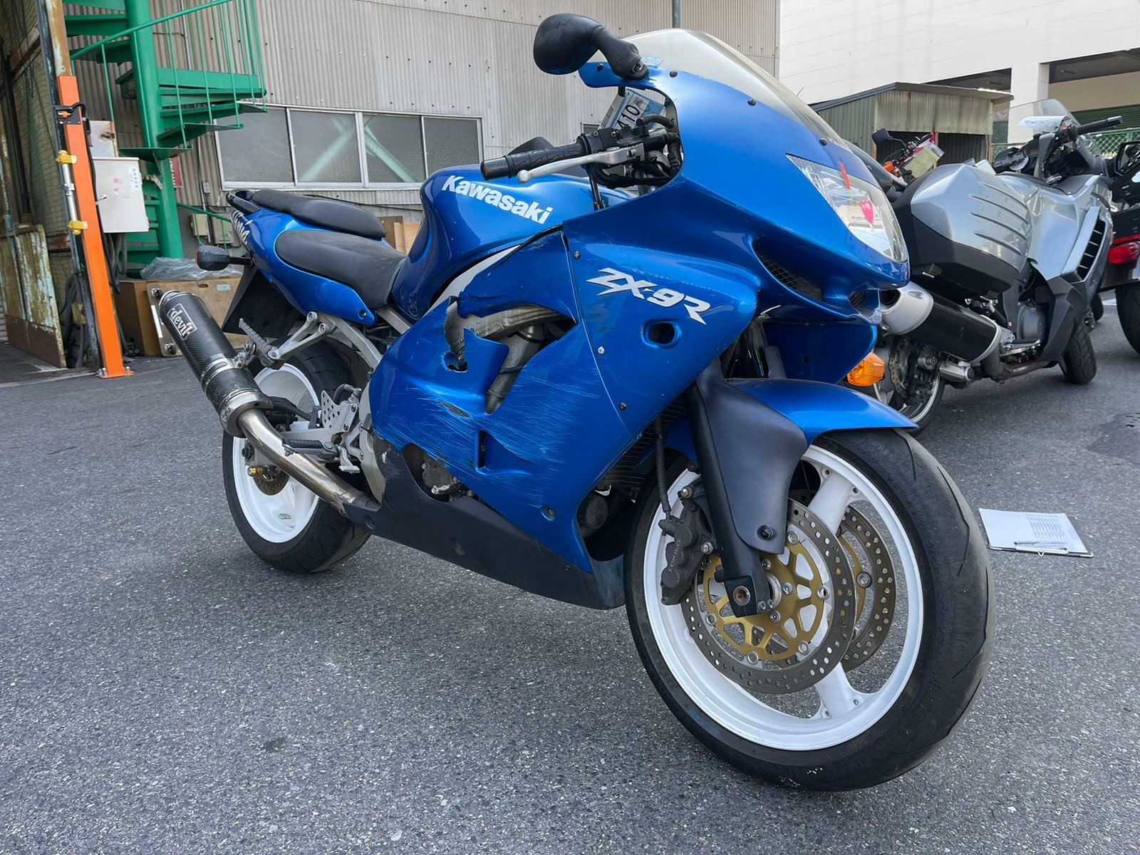 Kawasaki Ninja ZX-9R 041682 - купить по выгодной цене | Moto