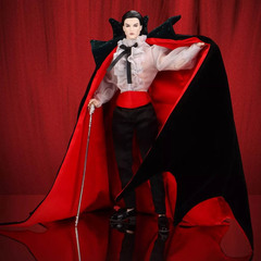 Мизи Адонис Дракула Момент Фантазии