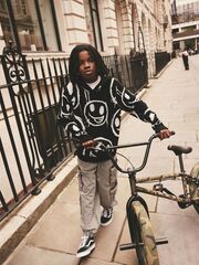 Толстовка трикотажная с капюшоном для мальчика Next K84-132, Черный