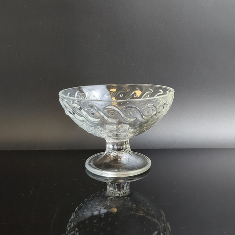 Вазочка на ножке для варенья с узорами, стекло, 7.5 см, винтаж СССР 1970-1990 гг