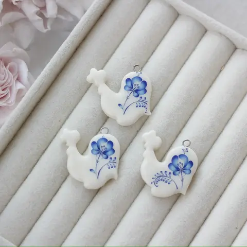 Подвеска Петушок, полимерная глина, гжель, 28*25 мм, S044