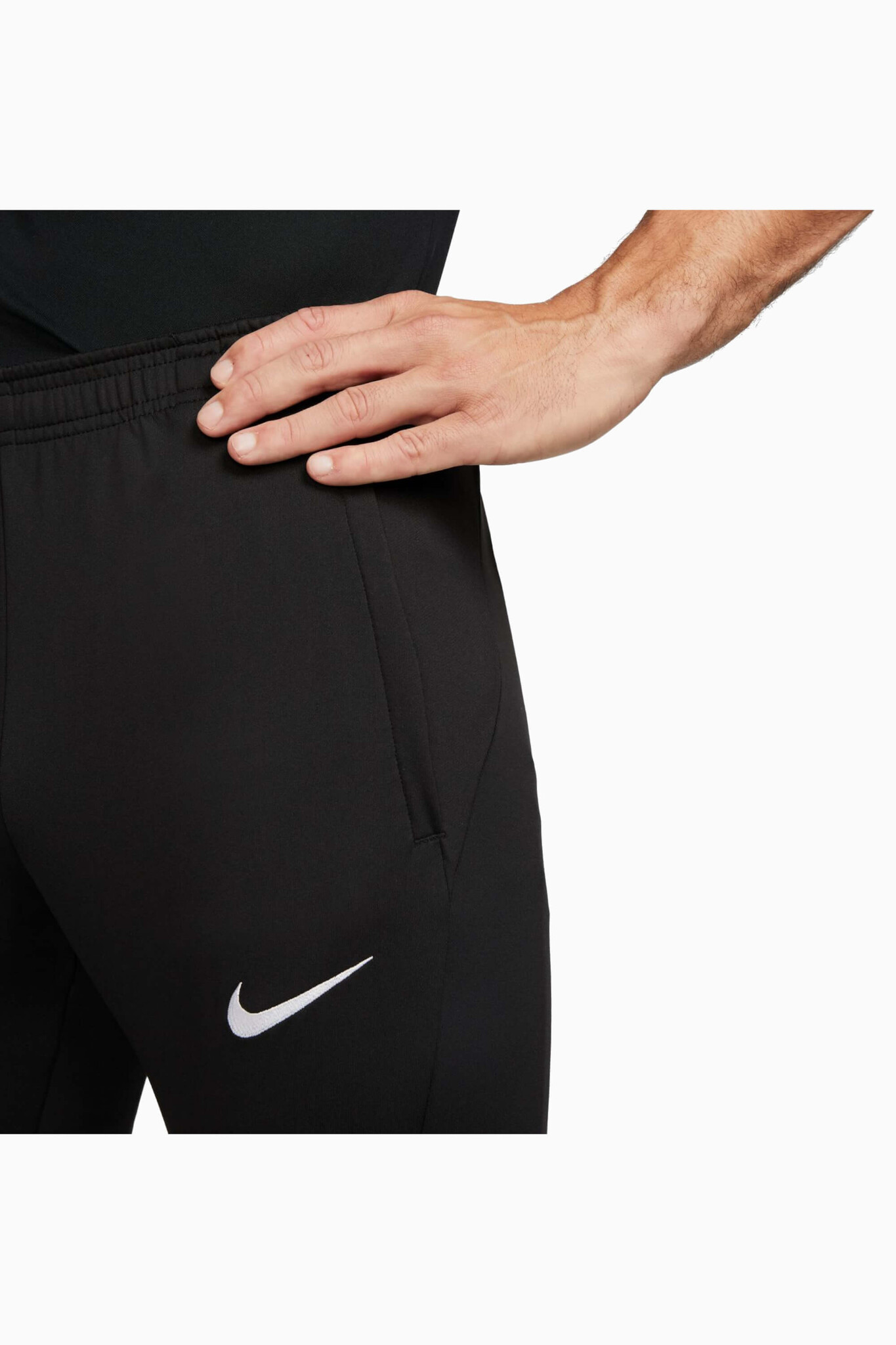 Nike Essential Knit Pant