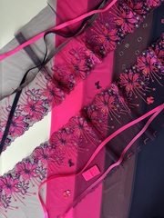 Вышивка на сетке фиолетовая/неон 24 см (правая)