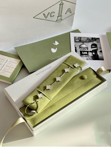 79921 -Комплект упаковки lux для браслета Van Cleef (VCA)