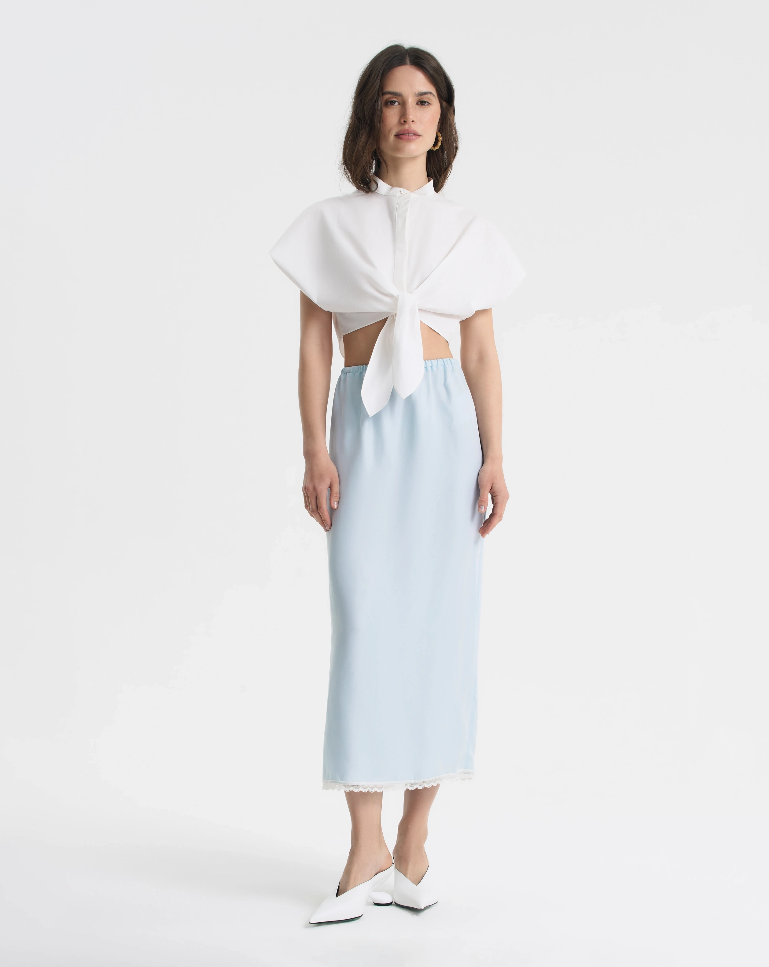 Юбка из купры с кружевной окантовкой