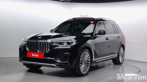BMW X7 (G07) xDrive 40i Design Pure Excellence 7-и местный (02.2021)