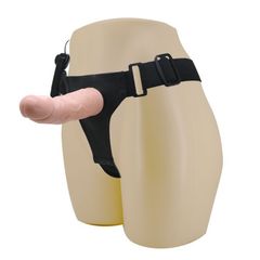 Реалистичный страпон-фаллоимитатор на трусиках Ultra Passionate Harness - 15 см. - 