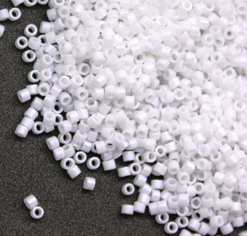 DB-0351 Бисер цилиндрический Миюки делика 11/0 /Miyuki delica 11/0 White Matted