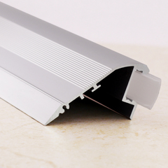 Профиль угловой на ступени для светодиодной ленты ПС-5528В 2500 мм