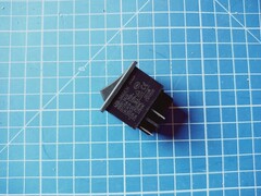 Выключатель UNITED PARTS KCD4, 250В, 16А, 4 контакта (31х25мм) (90-0251)