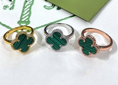 Кольцо Trendy клевер один мотив