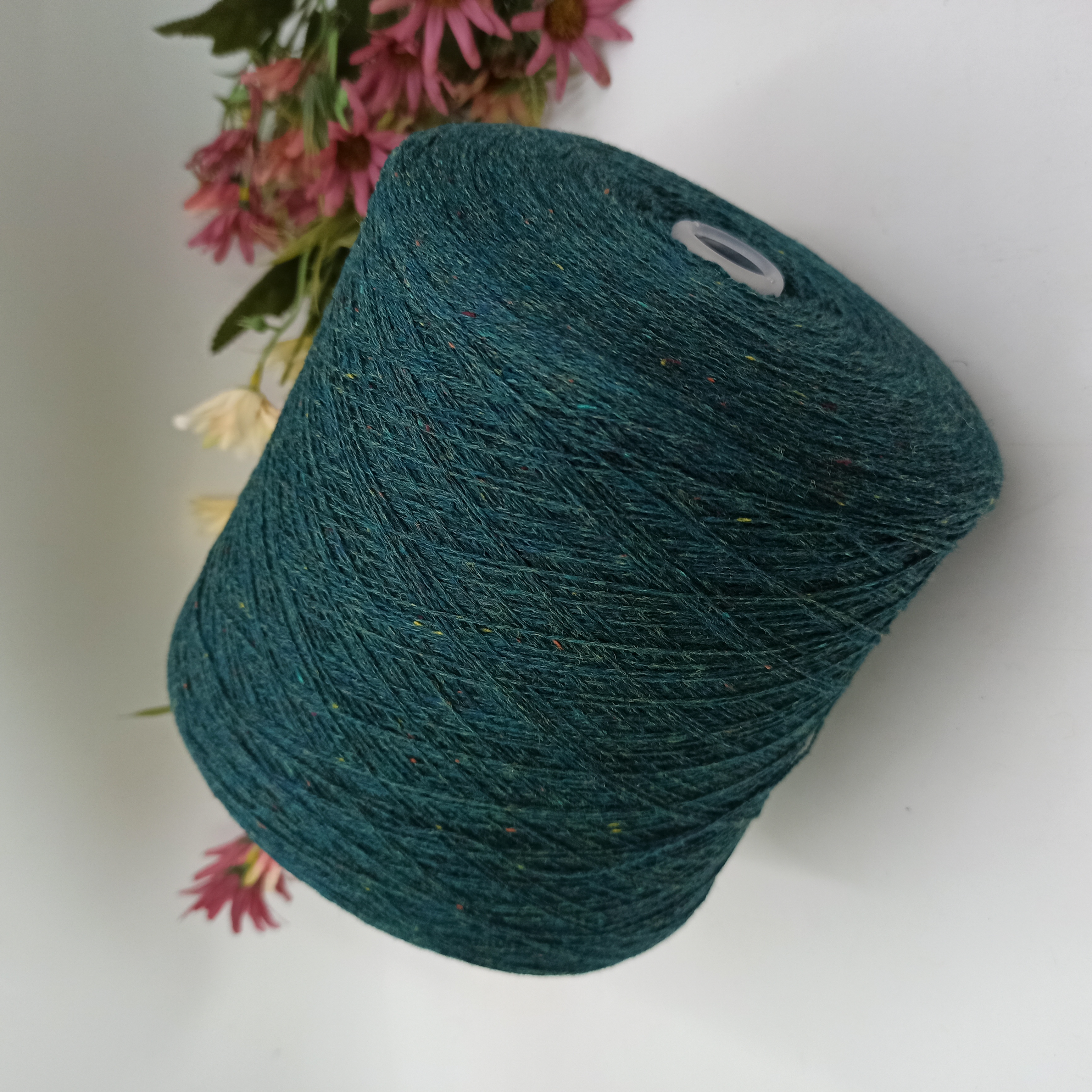 New England Donegal Plus 875м/100гр PD2390 Изумруд