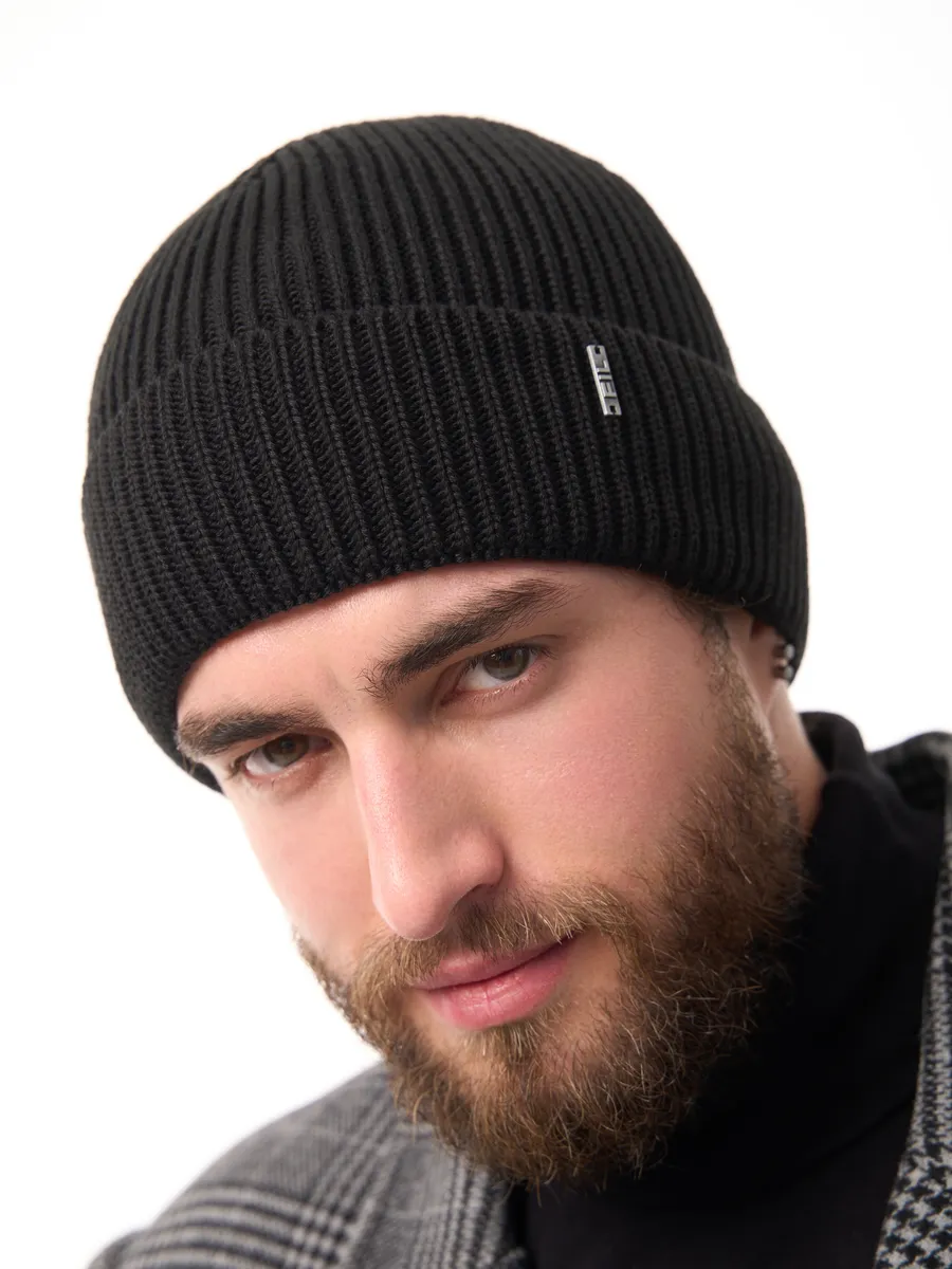 Шапка зимняя на флисе вязаная осень