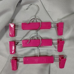 Вешалка брючная детская