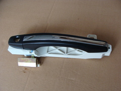 ручка наружная перед левая Geely Emgrand  1068002048