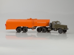 KRAZ-258B1 with semitrailer-tanker TZ-22 khaki-orange 1:43 AutoHistory