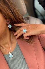 komplekt-ukrashenij-iz-serebra-sergi-kolco-kulon-pasquale-bruni-kollekciya-ton-joli-golubaya-vstavka