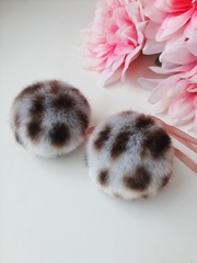 Eco-fur pompoms, 5 cm, color Sundae, 2 pieces