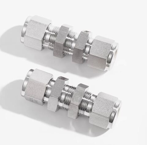 Swagelok SS-6M0-61 - промежуточный соединитель из нержавеющей стали - 6 мм