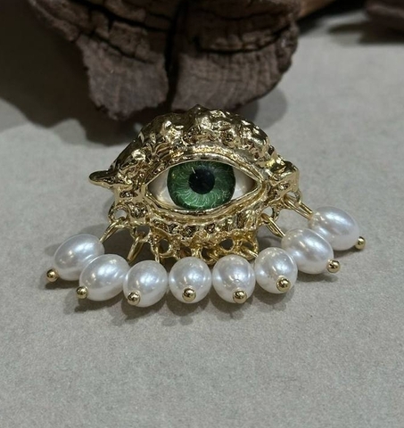 83507- Кольцо EYE green style by Schiaparelli с подвесками из жемчуга