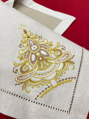 Новогодняя салфетка с вышивкой